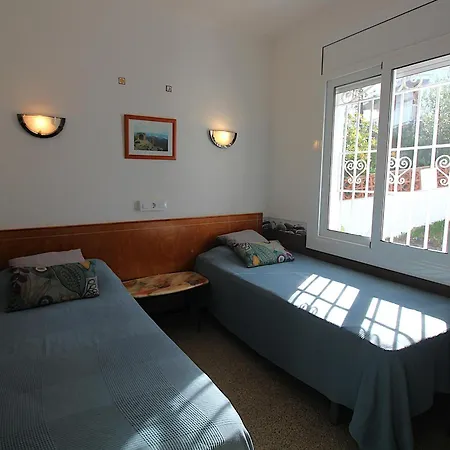 Апартаменты Apartamento Con Terraza A 300M De La Playa, Parking Incluido - Es-228-24